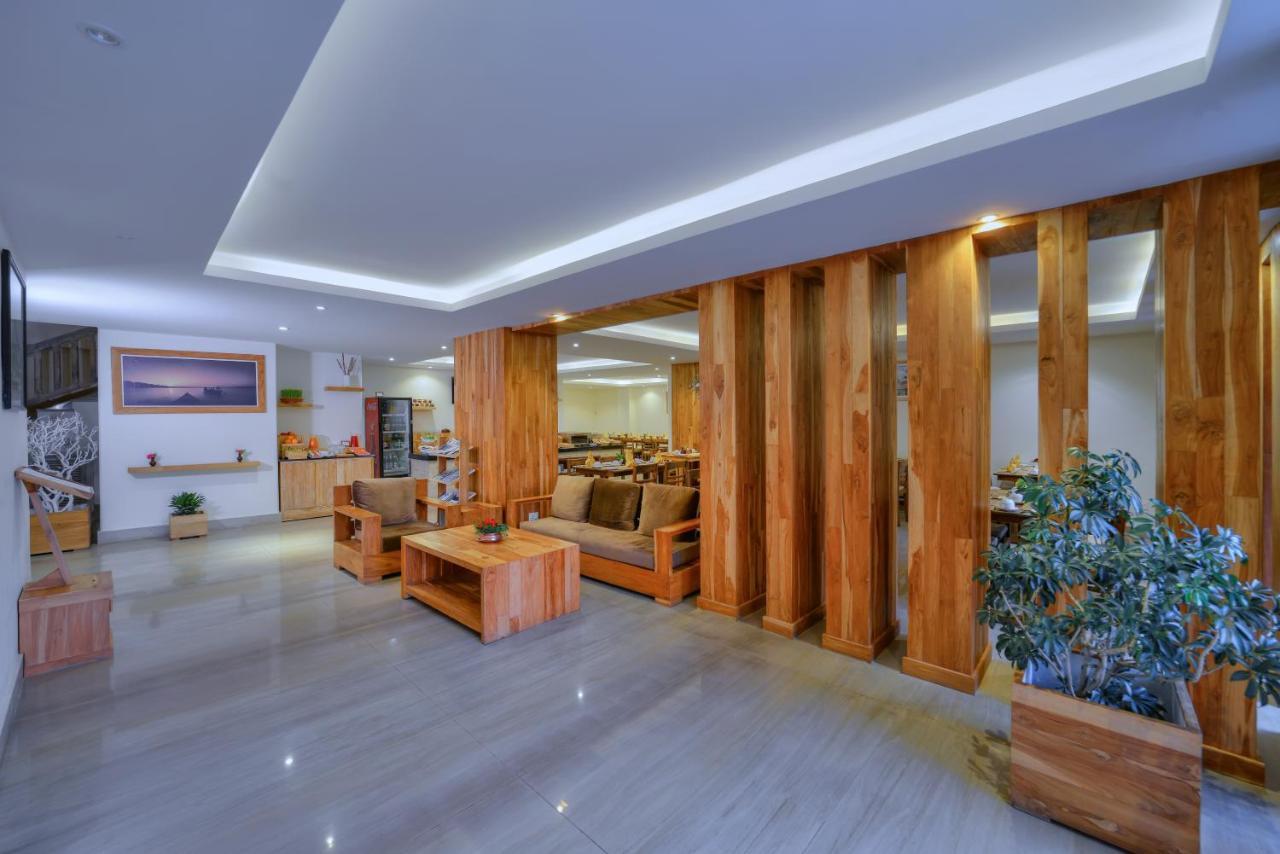 Aabas Pokhara By Barahi Hospitality Hotel Bagian luar foto